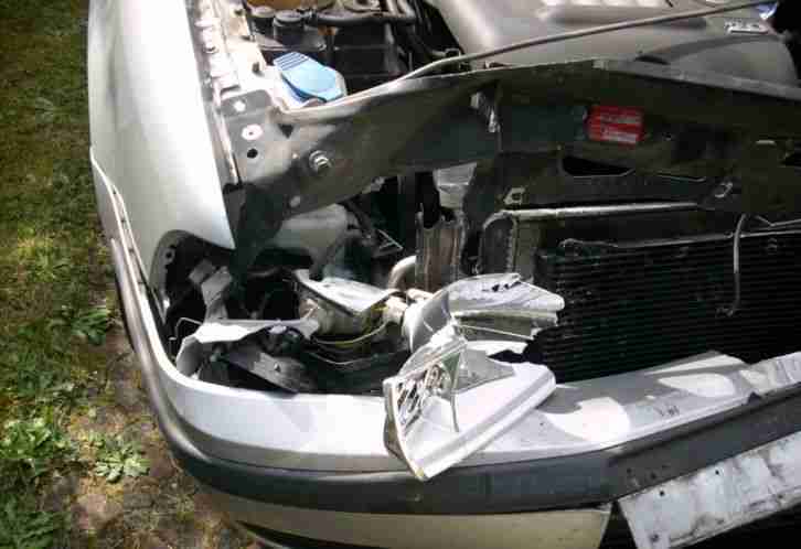 Skoda Oktavia Combi Unfall