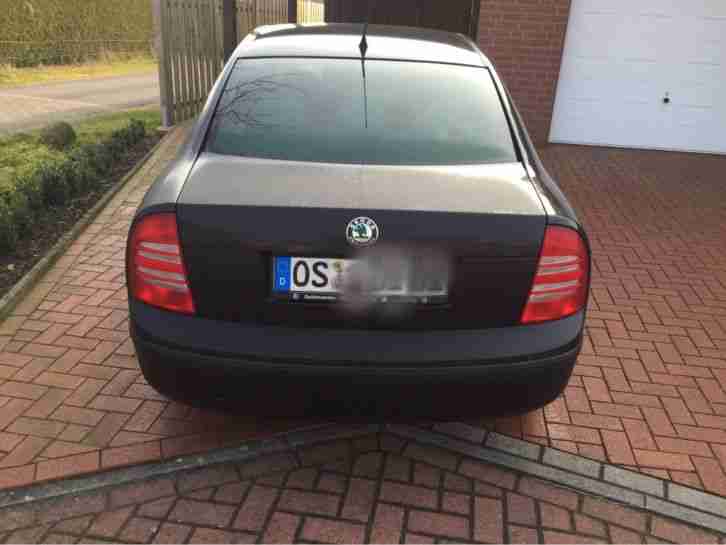 Skoda Superb 2.0 Benziener