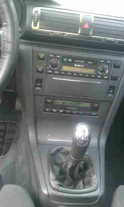 Skoda Superb 2,0 L Diesel Tüv Au neu 09/2021