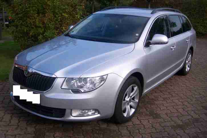 Skoda Superb 2,0 TDI DPF Combi Ambition 6-Gang Tempomat bluetooth EZ:2011