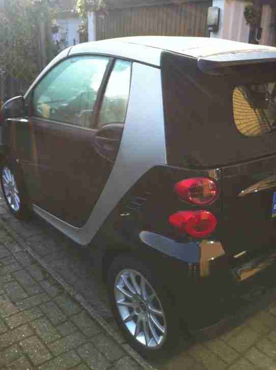 Smart Cabrio mhd. Top Zustand. Scheckheft. Suche Golf V oder Mini One !!!!