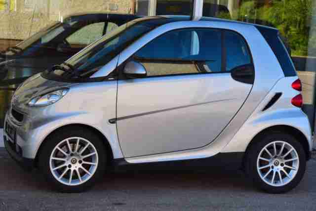 Smart FORTWO Cpe. ST PASSION - 2.HD - TÜV/KD NEU