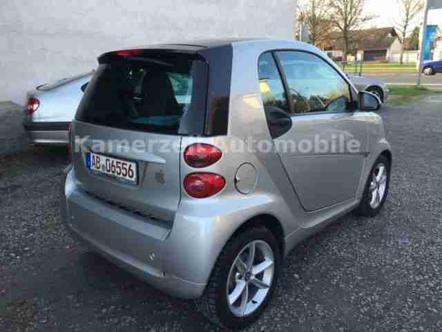 Smart ForTwo ~Gr.Navi ~T.-Leder ~F1 ~DZM ~NSW ~Pano