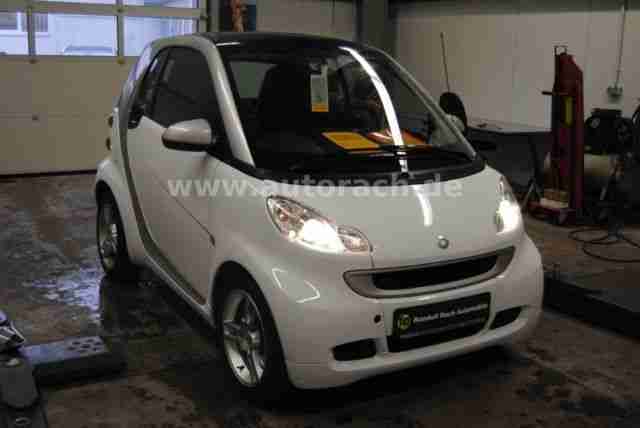 Smart ForTwo Micro Hybrid Drive! Klima+Panorama!