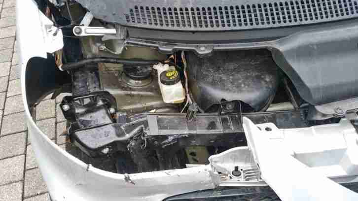 Smart Fortwo 451 coupe MHD Ez.12.2009 Unfall Export - erst 16.900 KM gelaufen