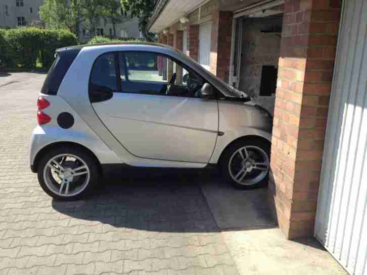 Smart Fortwo 451Passion MHD Garagenwagen Top 19600 Km Restgaran.o Tausch Harley