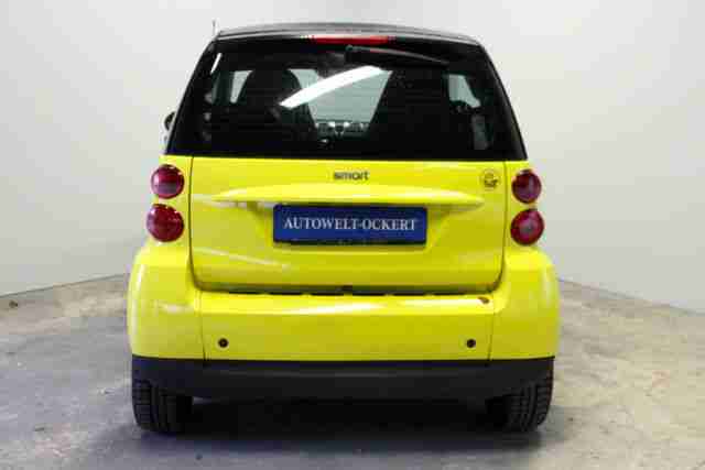 Smart Smart Fortwo Coupe gepfl.Fahrzeug aus 2. Hand