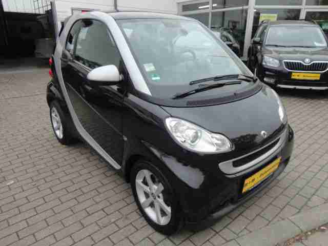 Smart Smart Fortwo Coupe softouch Pano. ALU Navi Leder