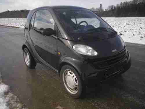 Smart fortwo City Coupe, schwarz Top
