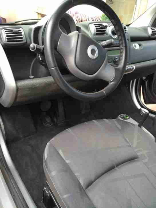 Smart fortwo Coupe MHD Passion Klimaanlage Panormadach EZ 2009