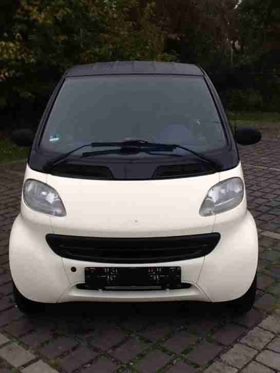fortwo & Pure 33 KW 45 PS Creme Schwarz