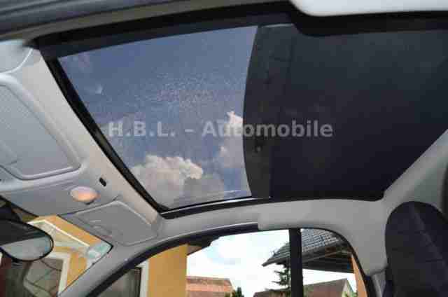 Smart fortwo coupe Basis 1,0/ 1. Hd./ Panoramadach