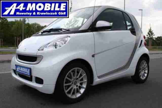 fortwo coupe MicroHybrid Drive Navi Panoramadach