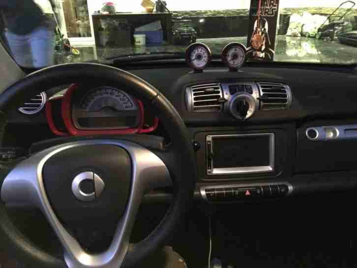 Smart fortwo coupe -Original Navi -SERVO- TOP AUSSTATTUNG 1 Jahr Werks Garantie