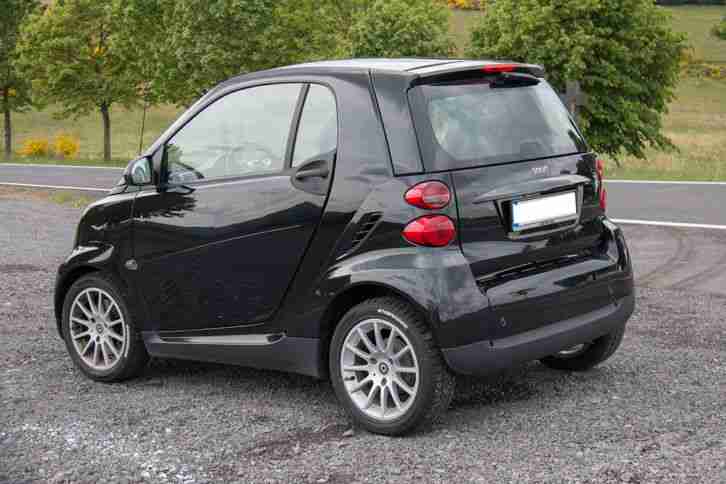Smart fortwo softouch passion Panorama Dach - TÜV 05/2017 - Reifen neu