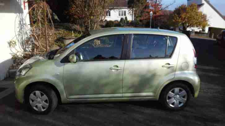 Sparsamer Daihatzu Sirion Grüne Plakette Tüv 01-2016