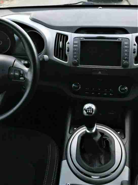 Sportage FIFA WORLD CUP EDITION Navi+SZH+Kamera+Tempo+..wie neu