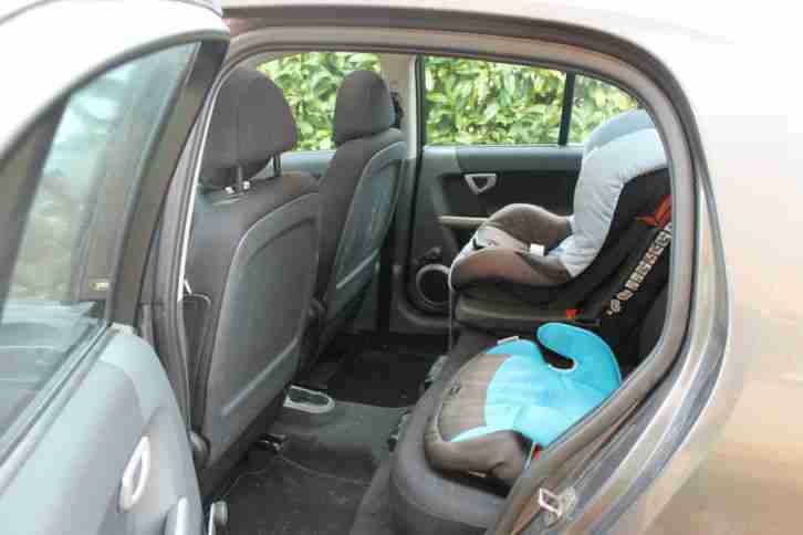 Sportlich chicer Smart ForFour 1,5 CDI Klima PASSION Panoramadach grüne Plakette