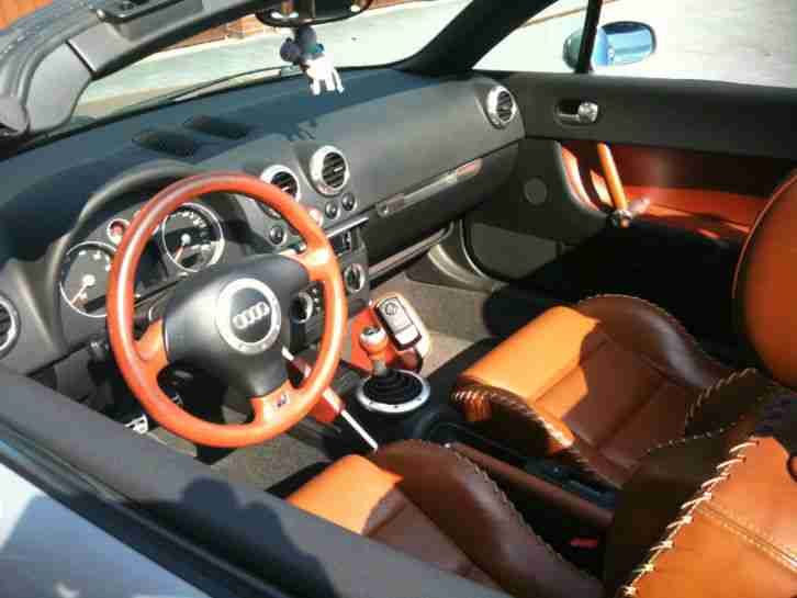 Sportlicher Audi TT Roadster mit Mokassin / Baseball Leder und dezentem Tuning