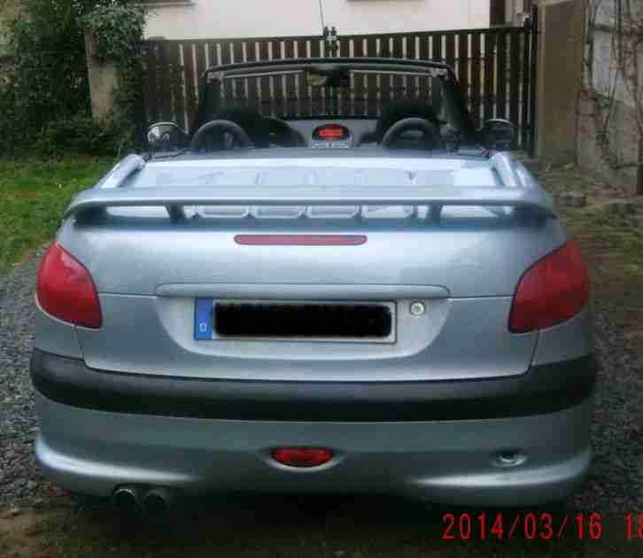 Sportlicher Peugeot 206 cc Cabrio << kleine Mängel >> Nur 3 Tage