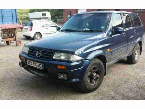Ssangyong musso 2.3l Mercedes Motor LPG