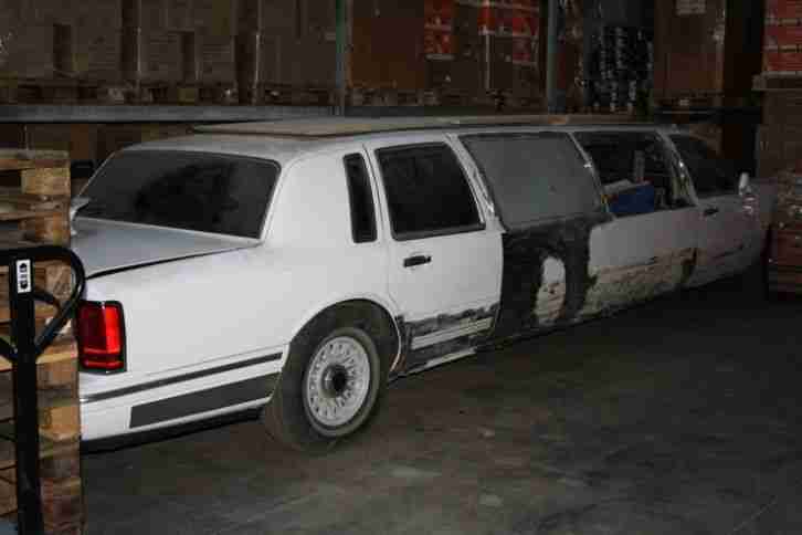 Stretchlimo Lincoln Town Car