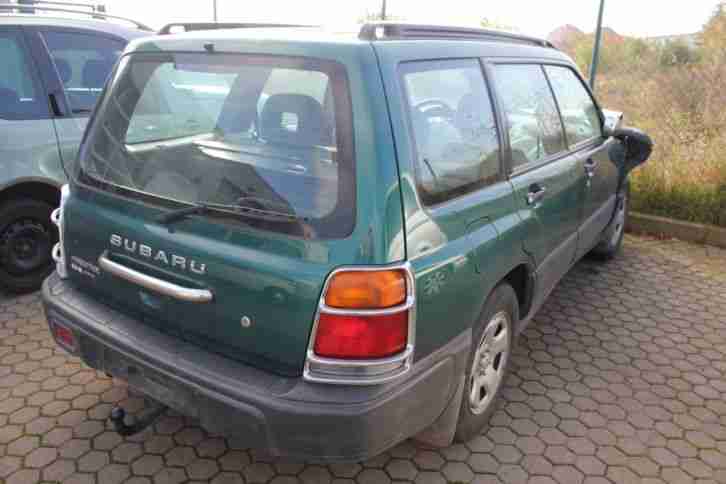 Subaru Forester 2.0 SF AHK KLIMA WENIG KM UNFALL