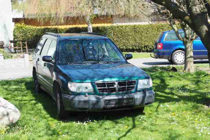 Subaru Forester als Ersatzteilspender