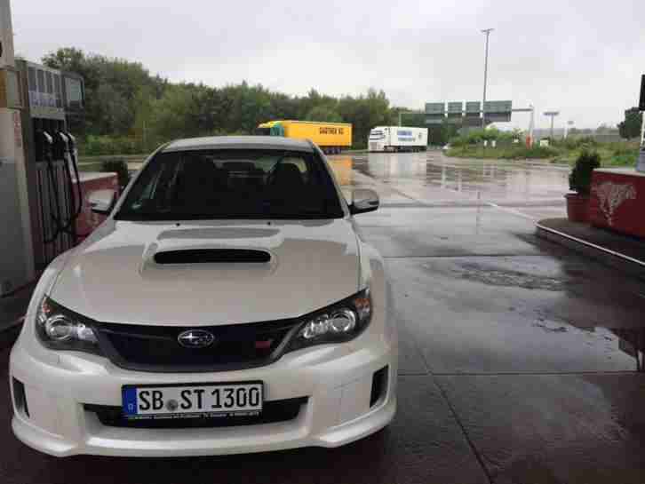 Subaru Impreza STI komplett Serie 300PS 2.Hand 15.500km