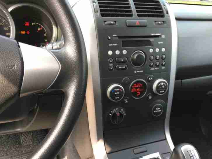 Suzuki Grand Vitara 1,9 DDIS 3D. Mod.2012 48000 Km Aus Erster Hand