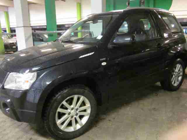 Suzuki Grand Vitara 1.9 DDiS Back&White DPF