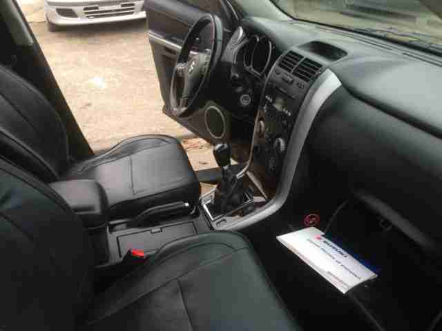 Suzuki Grand Vitara 1.9 DDiS Club DPF VOLL