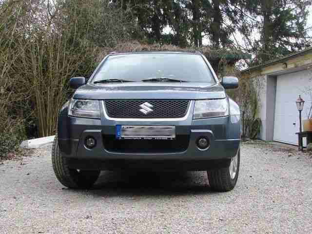 Suzuki Grand Vitara 2.0 4x4 +Navi +AHK +ALU +ESP +Klima