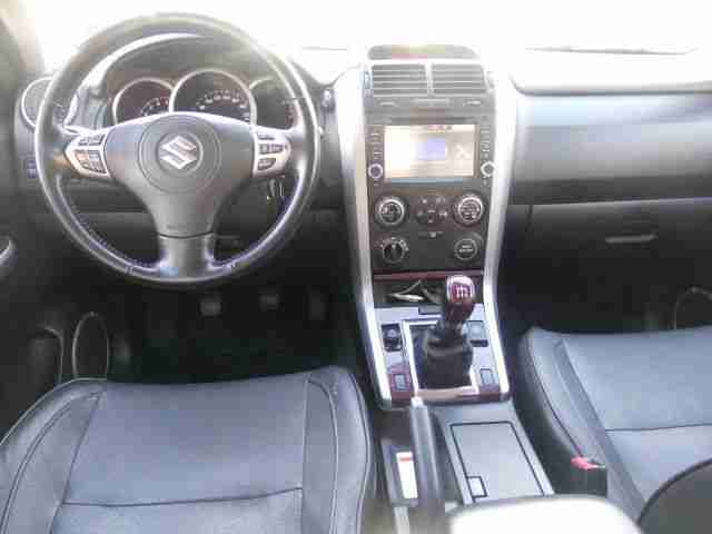 Suzuki Grand Vitara 2.0 Comfort +,Leder,Navi,Kamera