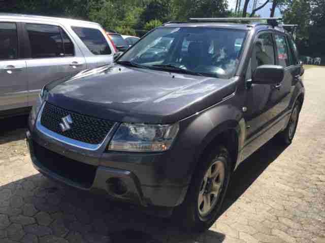 Suzuki Grand Vitara 2.0 Comfort Limited