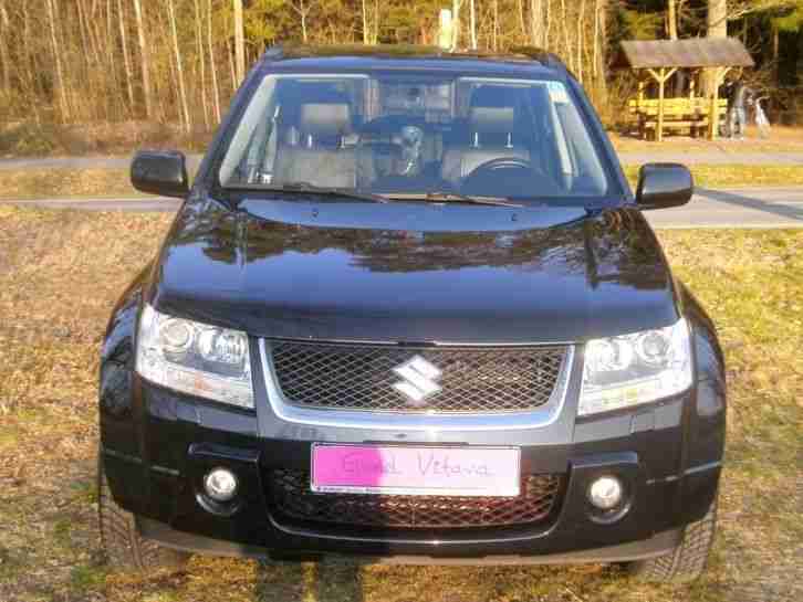 Suzuki Grand Vitara 2, 0 DDIS schwarz