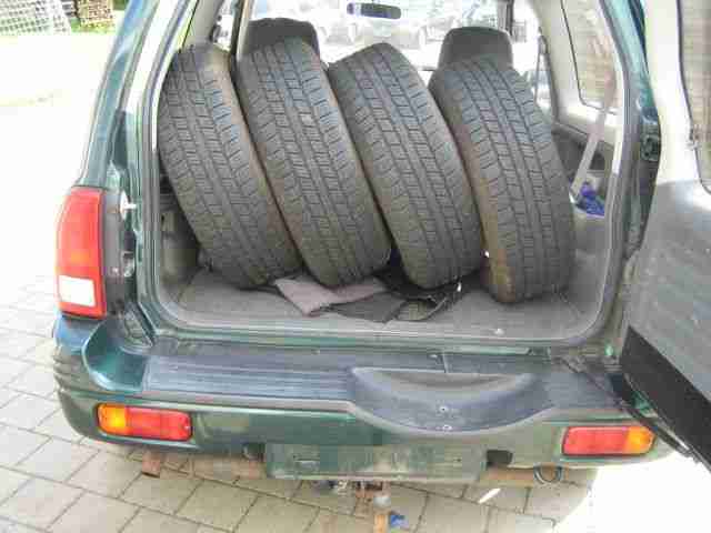 Suzuki Grand Vitara 2.0 TüV 6/2016 AHK