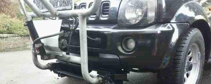 Suzuki Jimny Schneepflug Schneeschild Räumschild Winterdienst Pfau LBS