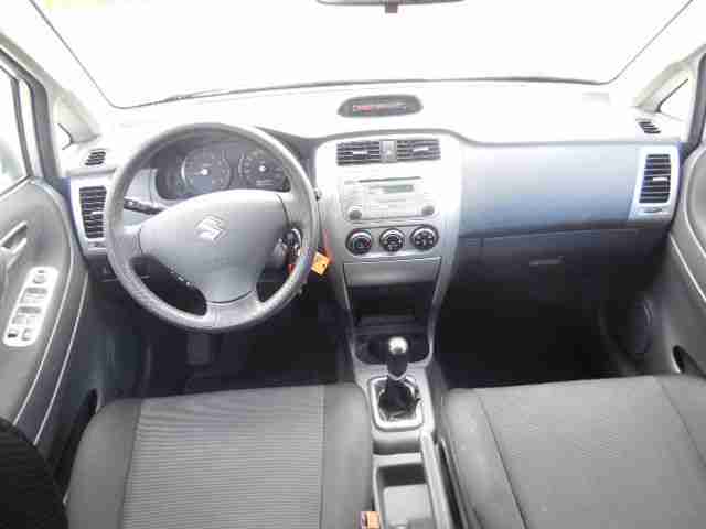 Suzuki Liana Kombi 1.6 Comfort*Scheckheft*Alu*TÜV*