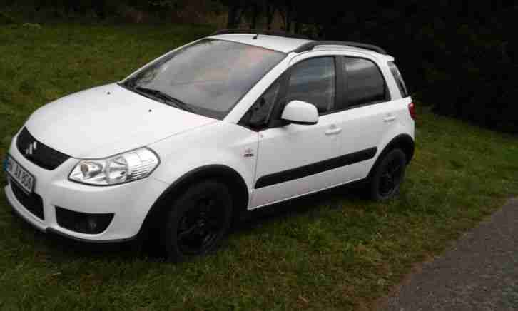 Suzuki SX 4 Baujahr 2009 mit 97900Km, 1, 9L