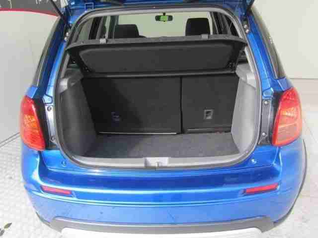 Suzuki SX4 1.6 VVT 4x4 Comfort mit Klimaautomatik und S