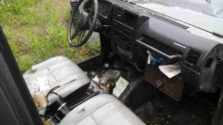 Suzuki Samurai