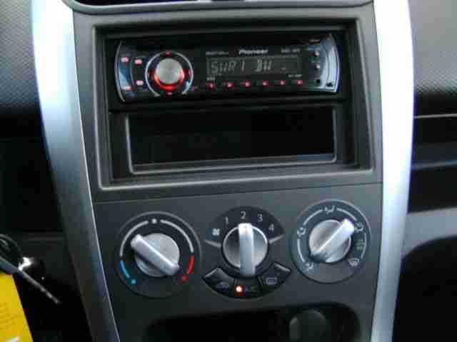 Suzuki Splash 1.0 Club