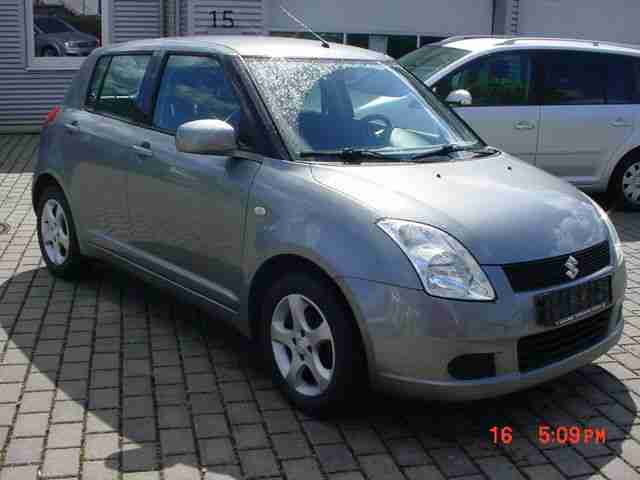 Suzuki Swift 1.3 Club / Euro-4