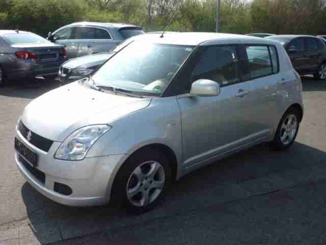 Suzuki Swift 1.3 Club**Klimaanlage**