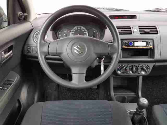 Suzuki Swift 1.3 Comfort (1.Hand,Klima..) *TOP ZUSTAND*
