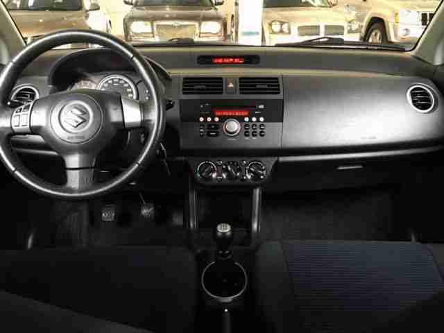 Suzuki Swift 1.3 Comfort 4Türig Klima/TÜV NEU/1.Hand