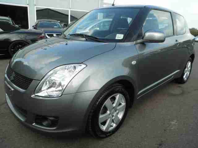 Suzuki Swift 1.3 Comfort *KLIMA*ALUFELGEN*76.TKM