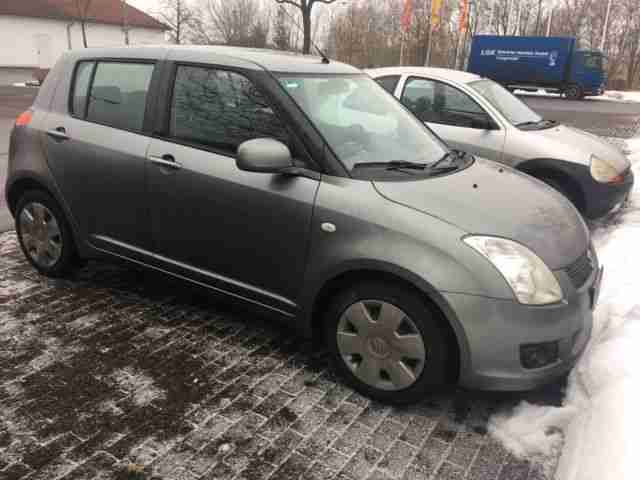 Suzuki Swift 1.3 DDiS Club