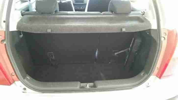 Suzuki swift 1.3 Club mit neuem TÜV bis 04/2021